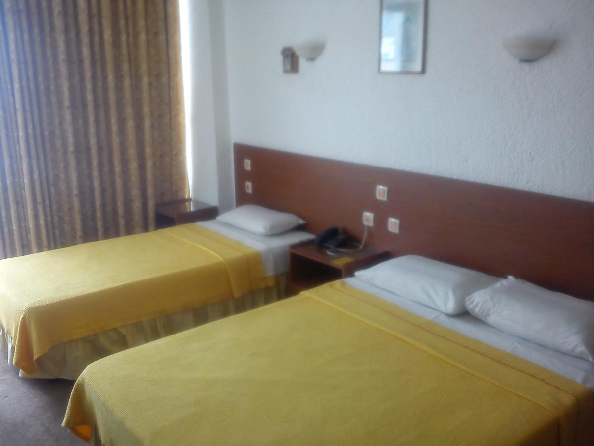 איגומניטסה Hotel Oscar מראה חיצוני תמונה